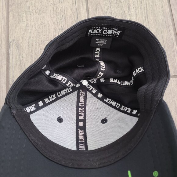 Black Clover Live Lucky Four Leaf Clover Hat S/M NWOT - Picture 6 of 8